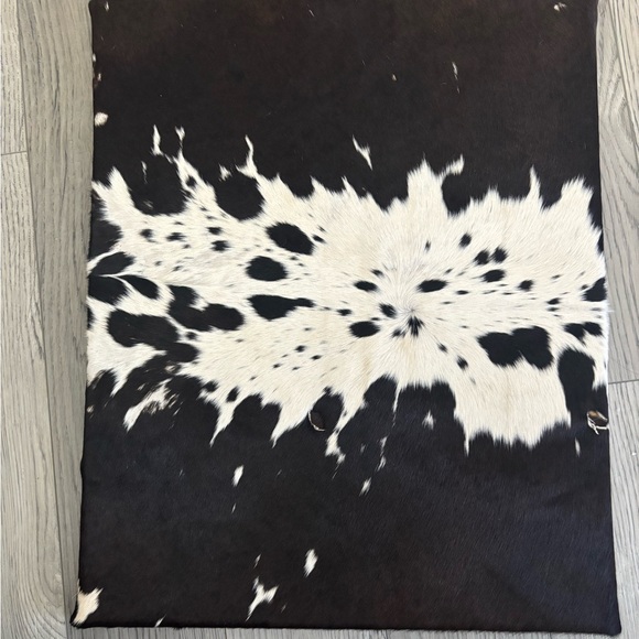 Artistic Black and Cream Wall Tapestry - Picture 3 of 5